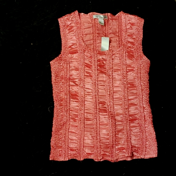 WD.NY Tops - XL stretchy pink top NWT